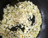 Foto del paso 1 de la receta: Rape en salsa de pimiento de piquillo