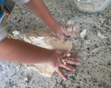 Foto del paso 3 de la receta: Biscochitos materos 🧉
