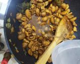 Foto langkah ke 5 dari resep Ayam Jamur Kecap Super Praktis (Untuk Toping Mie).
