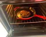 A picture of step 4 of Pan fried Steak and Balsamic Onions.