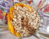 Foto del paso 1 de la receta: Licuado de mango con avena