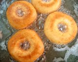 A picture of step 4 of Donuts with Egg 😊.