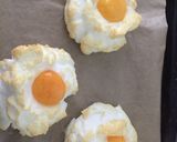 A picture of step 3 of Cloud eggs.