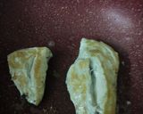 A picture of step 1 of Chicken Bharta.
