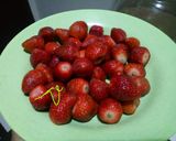 Foto langkah ke 1 dari resep Selai Strawberry.