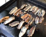 Une image de l'étape 7 de Sardines farcies à la confinade de tomates et basilic frais.