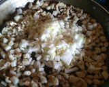 Foto del paso 5 de la receta: Rossejat (arroz con sepia y gambones)