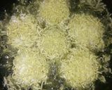 Foto langkah ke 3 dari resep Bola-bola tahu rambutan>#mie bodong.