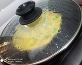 A picture of step 6 of Split yellow moong dal cheela/dhirde.