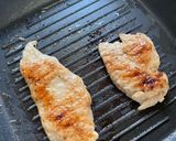 A picture of step 5 of Grilled Chicken Sizzler With Mushroom Sauce.