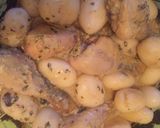 Une image de l'étape 3 de Poulets et Pommes de terre à la moutarde.