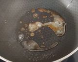 A picture of step 4 of Bread banana caramel.