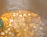 Foto del paso 6 de la receta: Garbanzos con calabaza en olla a presión