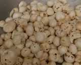 गुड़ वाले मखाने(Gud walw makhane recipe in Hindi) रेसिपी चरण 1 फोटो