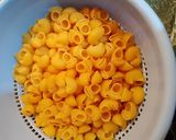 Foto del passaggio 1 della ricetta Conchiglie con crema di ricotta