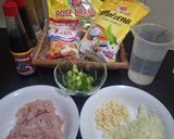 Foto langkah ke 1 dari resep Ayam Cincang Masak Kecap #121.
