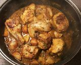 Foto del paso 23 de la receta Pollo al limón, en salsa de hígado y ajos