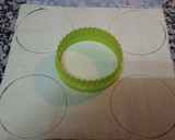 Foto del paso 2 de la receta: Rositas de hojaldre 