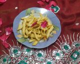 नमक पारे (Namakpare recipe in hindi) रेसिपी चरण 3 फोटो