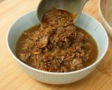 Foto langkah ke 5 dari resep Daging Iris Kecap Jahe Devina Hermawan.