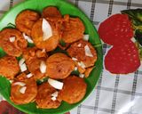 A picture of step 3 of Onion pakoda.