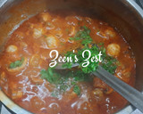A picture of step 4 of Orzo with Button Mushrooms in Red Sauce.