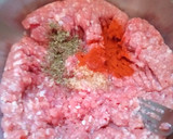 Foto del paso 2 de la receta: HAMBURGUESAS DE CERDO 🐖 🐷 🐽 🐖
