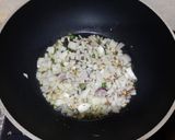 A picture of step 5 of Aloo Methi Sabzi(Curry).