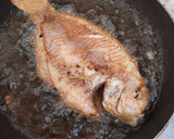 Foto langkah ke 1 dari resep Ikan Bakar Teflon (Ikan Nila).