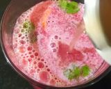 A picture of step 3 of Sri Lankan Cinnamon Tea Mocktail.
