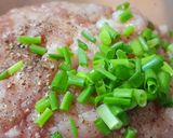 Hình bước làm 1 của món Canh bông bí nhồi thịt nấu gà