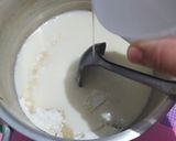 Foto langkah ke 2 dari resep Ice cream enak dan lembut 🍨 Rasa melon 🍈 tanpa mixer.