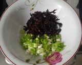 Foto langkah ke 1 dari resep Omelette Bayam Jamur Kuping.