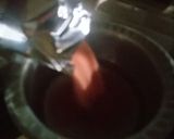 A picture of step 2 of Rafhan strawberry jelly.