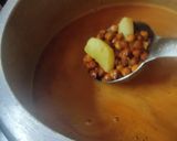 काले चने की सब्जी(kale chane ki sabzi recipe in hindi) रेसिपी चरण 2 फोटो