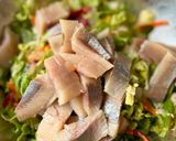 Hình bước làm 3 của món Salad Cá Trích Xông Khói