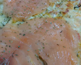 Foto del paso 5 de la receta: Pizza Gambas amb Salmó fumat i alcaparres
