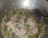 A picture of step 6 of Pav bhaji.