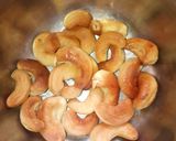 முந்திரி பெப்பர் ஃப்ரை ரெசிபி ஸ்டேப் 3 புகைப்படம்