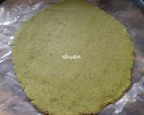 A picture of step 3 of Hariyali Bajra Paratha.