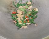 Foto langkah ke 2 dari resep Baby cumi segar pedas manis.