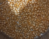 Foto del paso 2 de la receta: Como hago los pochoclos dulces