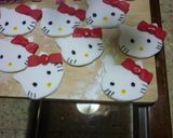 Foto del paso 7 de la receta Cupcakes de Hello Kitty