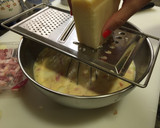 Foto del paso 6 de la receta: Quiche de bacon, cebolla y queso 
