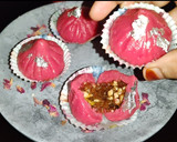 கோவா குல்கந்து மோதக்(khova gulkhand modak recipe in tamil) ரெசிபி ஸ்டேப் 5 புகைப்படம்