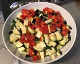 Une image de l'étape 8 de Légumes du jardin à l'agneau,oignon rouge et épices.
