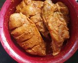 A picture of step 1 of Tawa chicken.