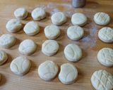 Vajaspogácsa, ami másnap is vajpuha recept fázis 7 fotója
