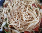 Foto del paso 5 de la receta: Wok de spaghetti con verduras
