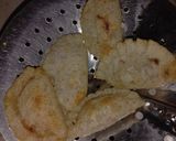 Foto langkah ke 7 dari resep Cireng isi nasi goreng.